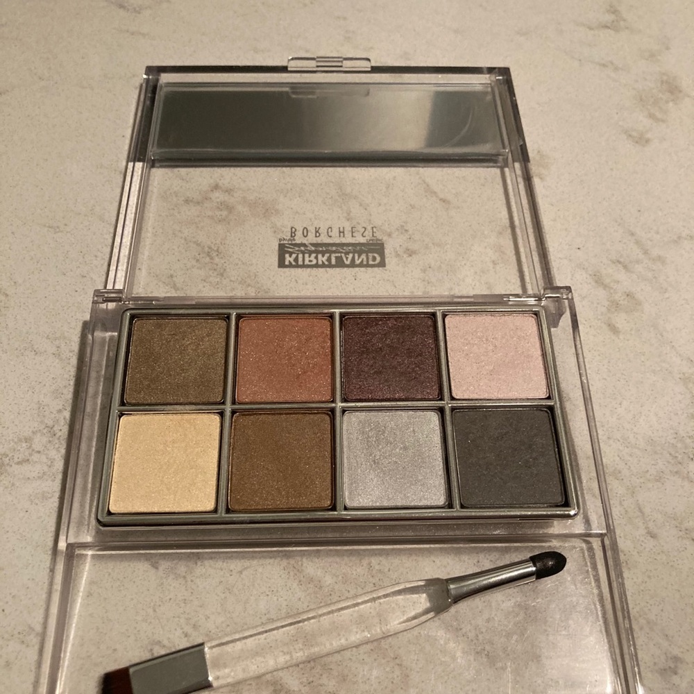 🔹Kirkland Borghese Eyeshadow Pallet